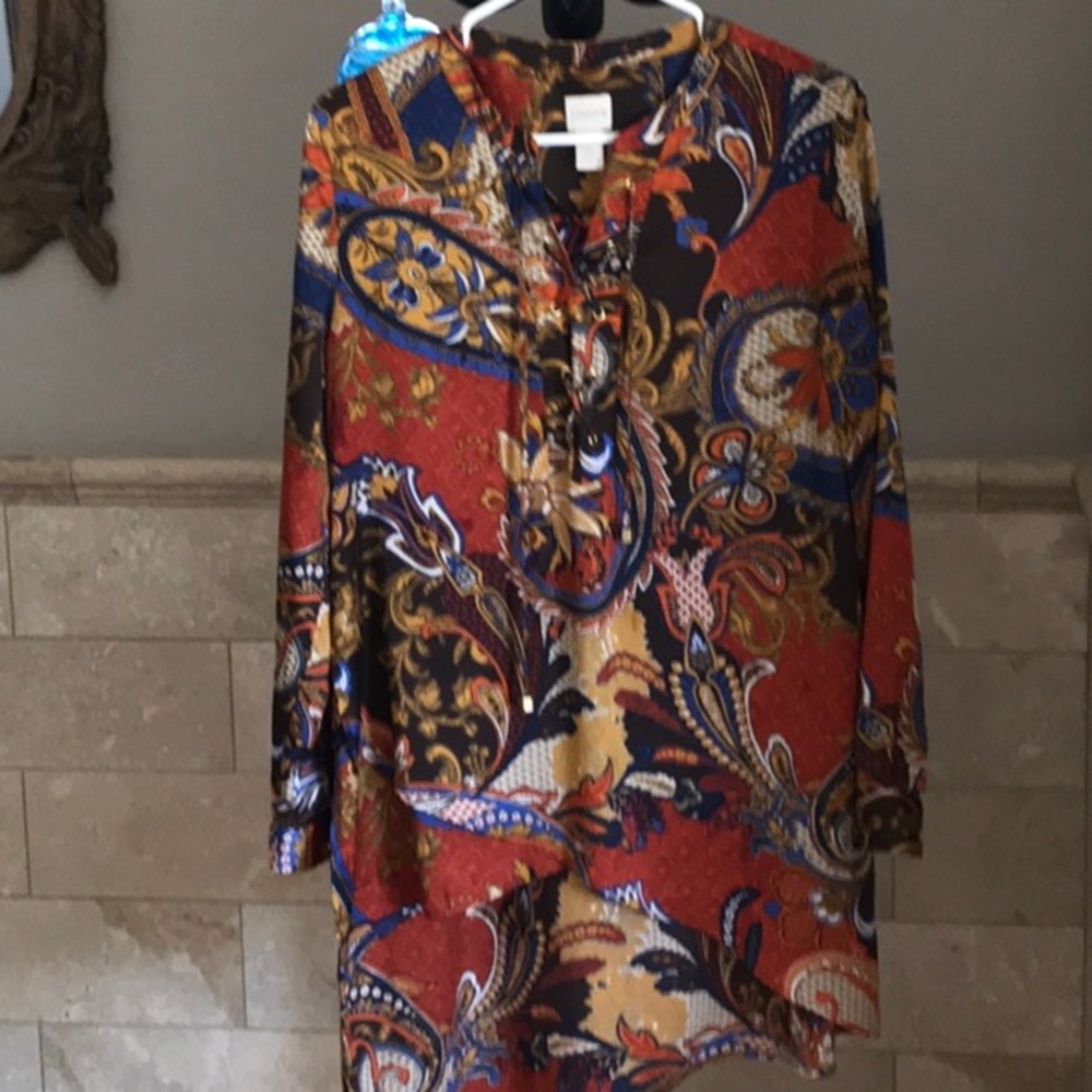 Very flattering Chico’s Tunic sz 1